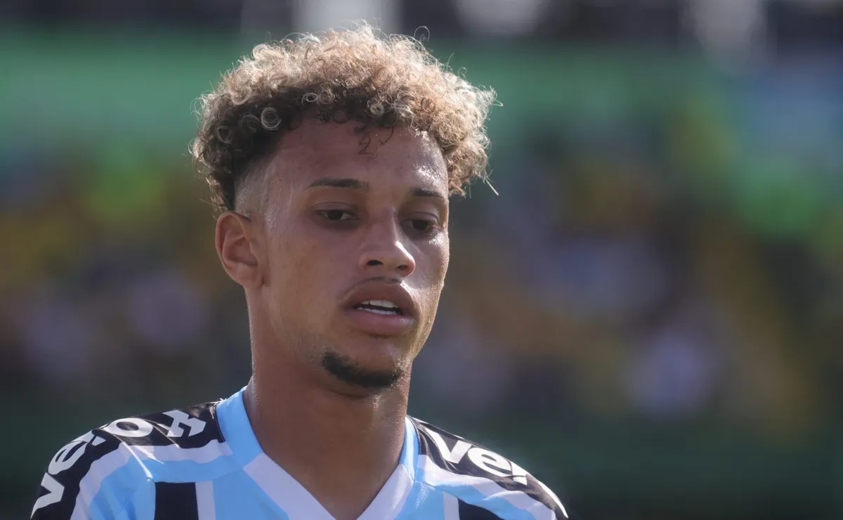 Diretoria lamenta não contratação de Bitello e faz revelação: “Teria chances na Copa”