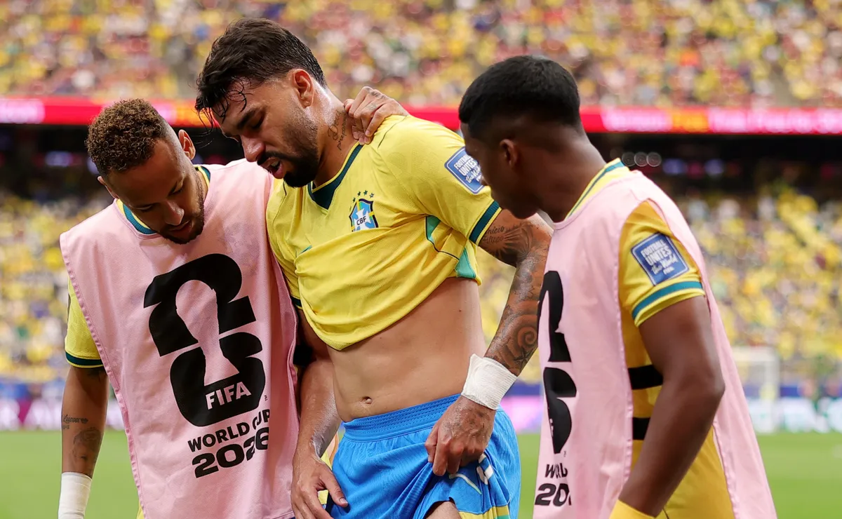 Lucas Paquetá deixa o gramado mancando e preocupa a Seleção Brasileira na Copa do Mundo