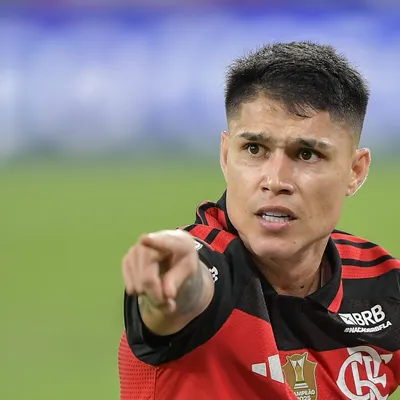 Flamengo recusa oferta do Catar por Luiz Araújo