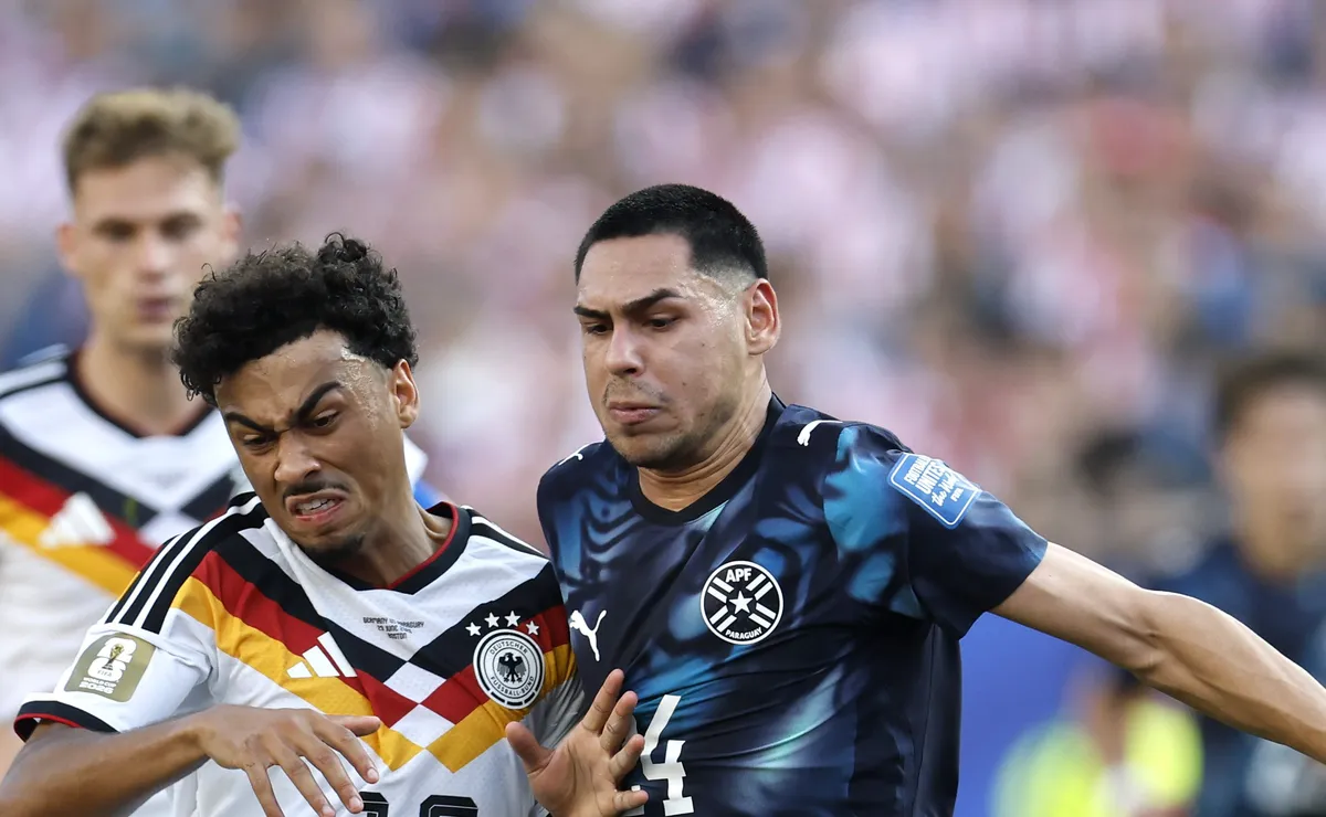 Caballero participa da classificação histórica do Paraguai na Copa e pode voltar ao Santos