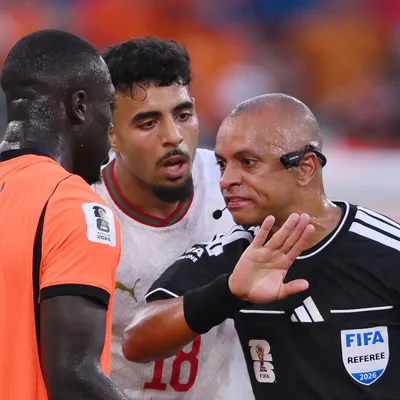 Wilton Sampaio muda postura sobre cartões em Holanda x Marrocos