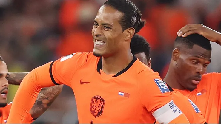 Virgil Van Dijk admite frustração por queda precoce da Holanda