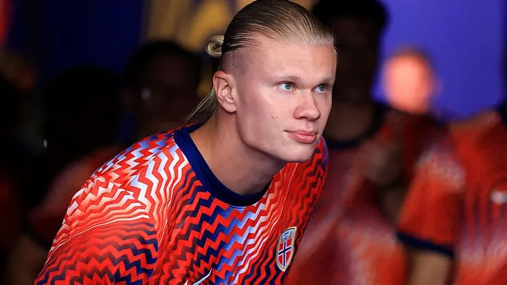 Haaland está de volta ao time titular da Noruega - (Photo by Buda Mendes/Getty Images)