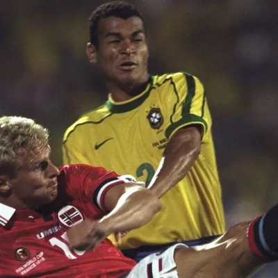 Brasil busca primeira vitória oficial sobre a Noruega