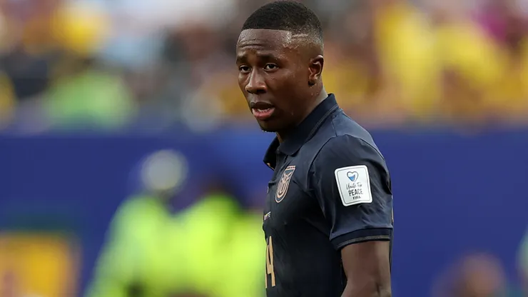 Alan Minda em ação durante a Copa do Mundo - Foto: Dan Mullan/Getty Images