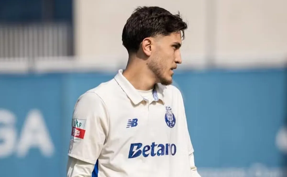 São Paulo abre conversas com o Porto e mira contratação do zagueiro Felipe Silva