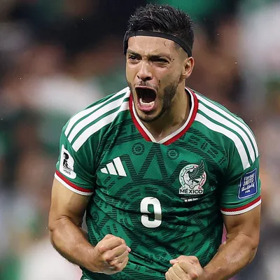 Raúl Jiménez marca golaço na classificação do México