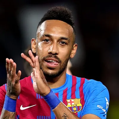 Vasco tenta resolver situação política para avançar por Aubameyang