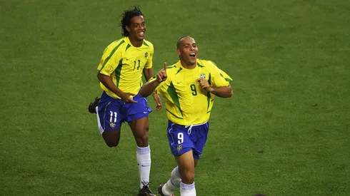 França revive marca histórica do Brasil de 2002