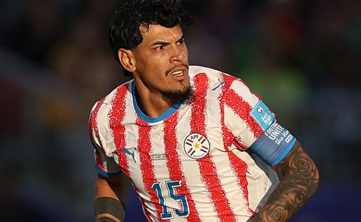 Líder mundial de minutos em campo, Gómez tem retorno da Copa moldado pelo Palmeiras