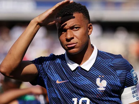 Capitão exemplar e alvo de protestos: a dupla face de Mbappé