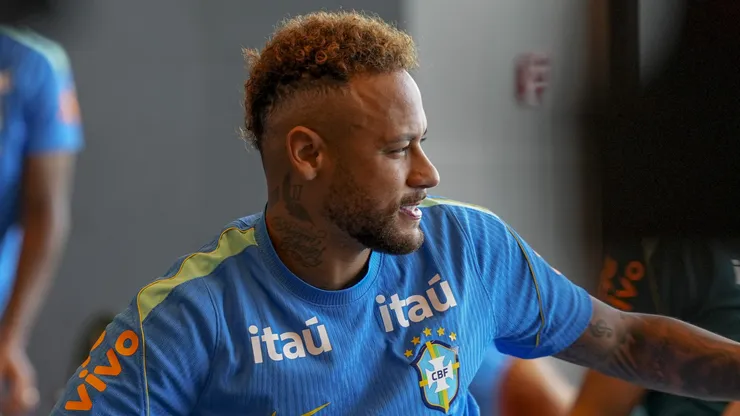Neymar durante treinamento de ontem (30) com a Seleção