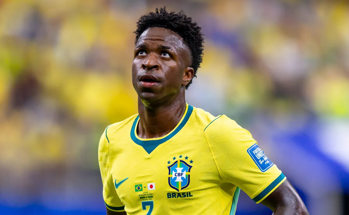 Romário exalta atuações de Vinicius Júnior na Copa do Mundo: “É um dos melhores”
