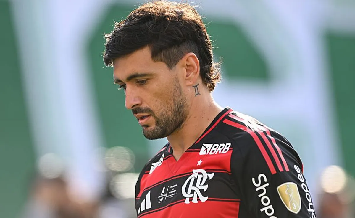 Com Arrascaeta como maior preocupação, Flamengo define plano pós-Copa do Mundo