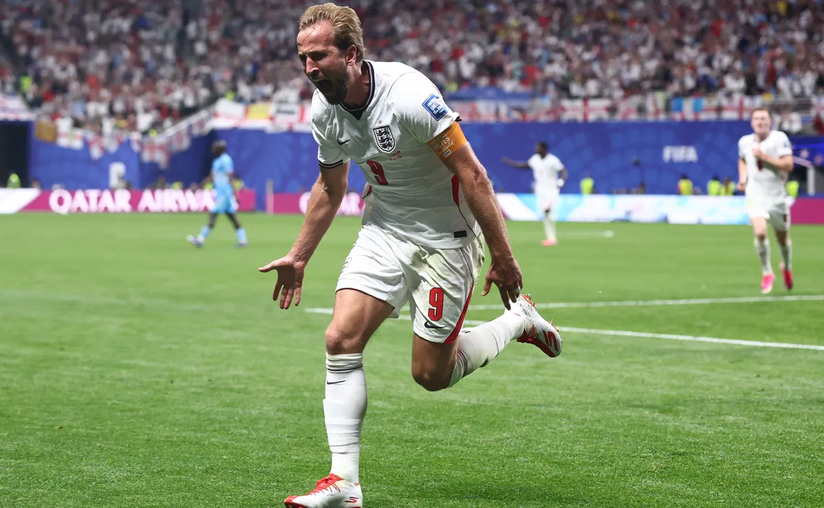 Harry Kane desencanta, marca dois gols e classifica a Inglaterra para as oitavas da Copa do Mundo