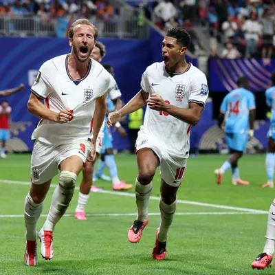 Inglaterra vence de virada e alcança feito histórico nas Copas
