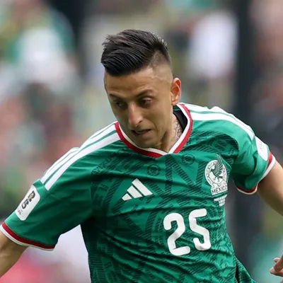 Flamengo monitora desempenho do atacante Alvarado, do México