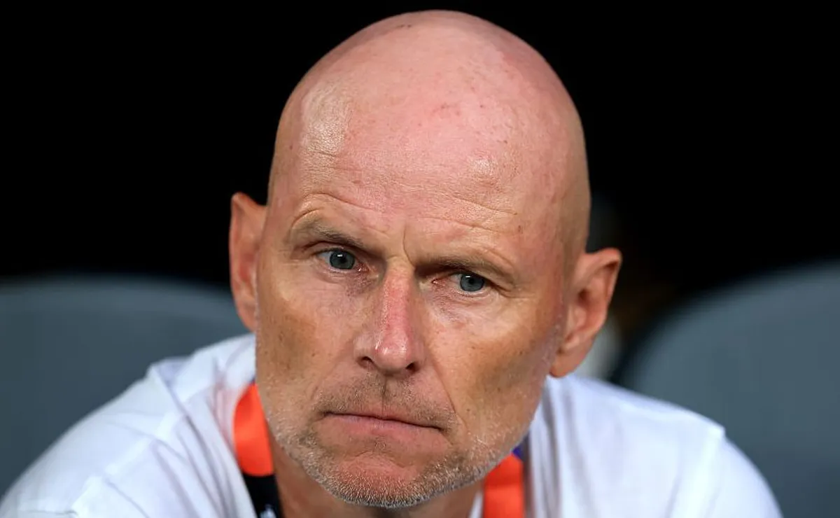 Solbakken esclarece “recado” a Ancelotti e afasta qualquer polêmica: “Maior treinador da história”