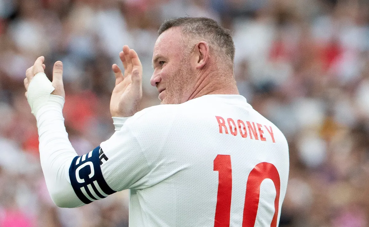 Wayne Rooney não confia na Seleção Inglesa na Copa do Mundo e admite: “Estamos com grandes problemas”