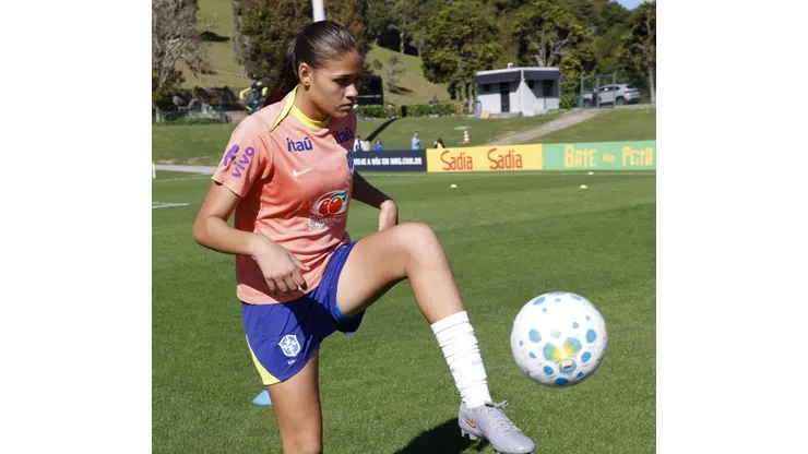 Duda Loiola com a Seleção. Foto: Luciana Vermell/CBF