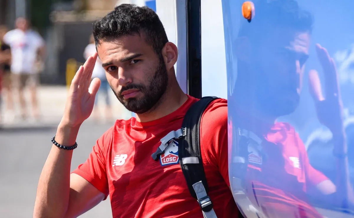 Santos prepara troca com Inter e coloca Zé Rafael na mesa para ‘repatriar’ Thiago Maia