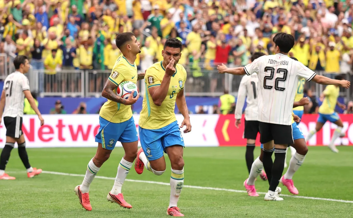 Casemiro lidera ranking da Fifa e supera concorrentes após gol decisivo na Copa