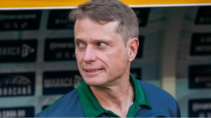 Fernando Seabra é o desejo do Vasco para a sequência da temporada no cargo técnico