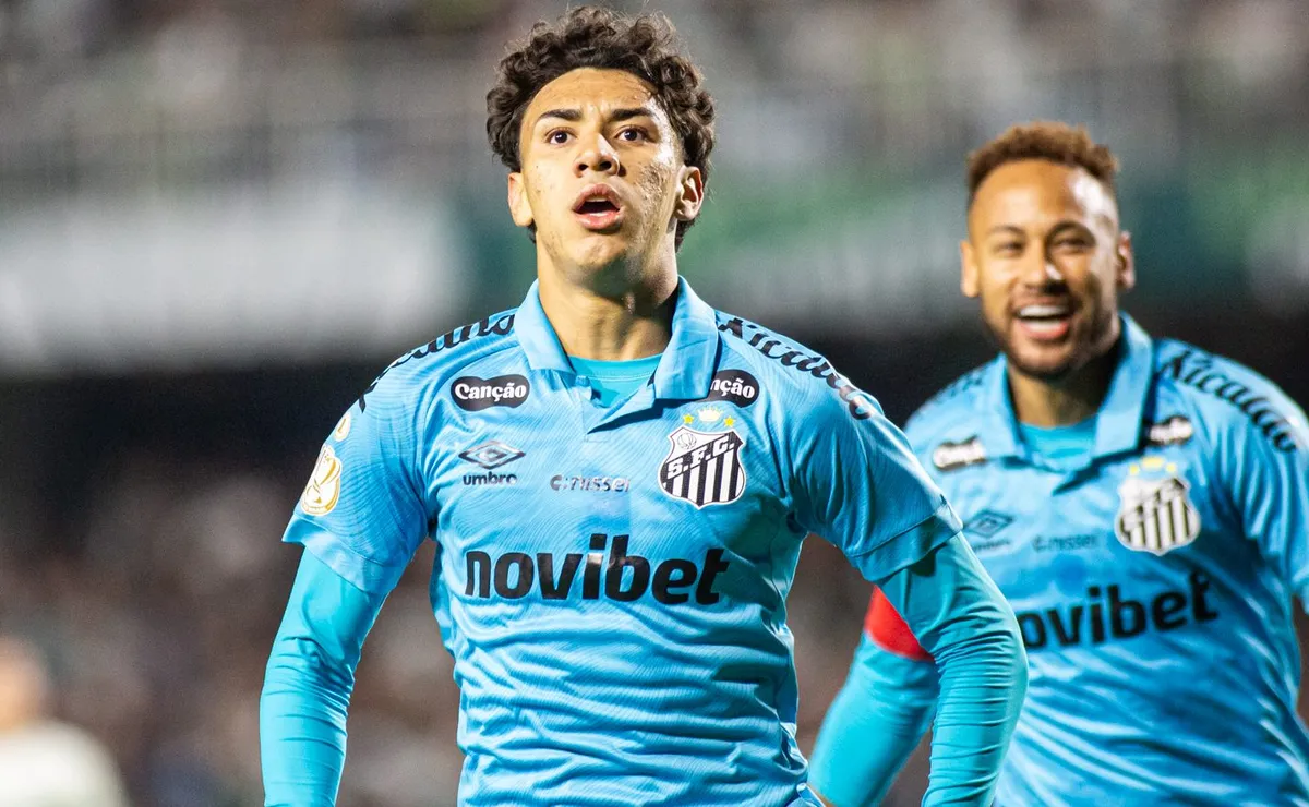 Santos volta a receber sondagens por Gabriel Bontempo, mas descarta negociar o meia agora