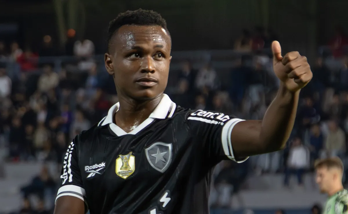 Nathan Fernandes puxa fila de afastados no Botafogo e torcida repercute decisão de Franclim Carvalho