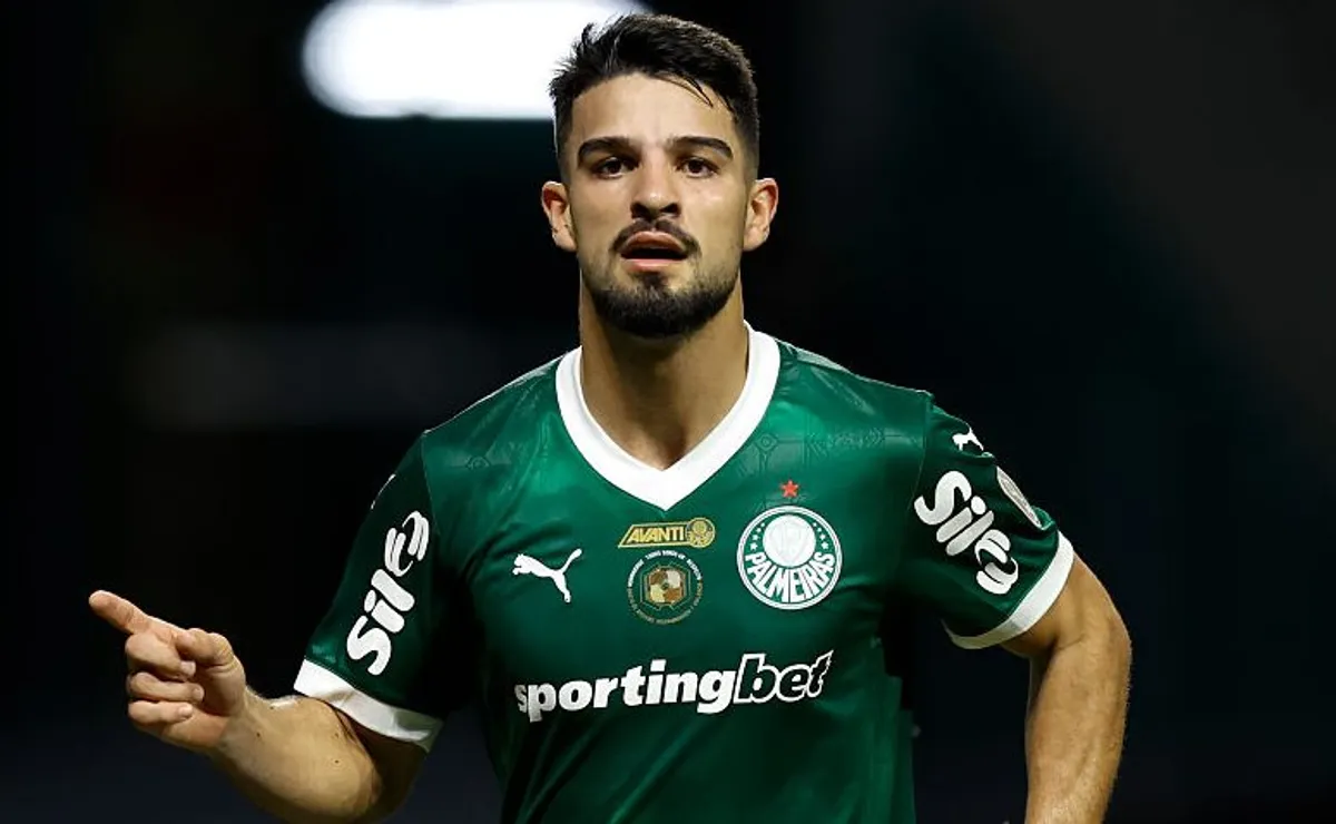 Reserva de astros, Flaco López é o trunfo estratégico em caso de desespero da Argentina