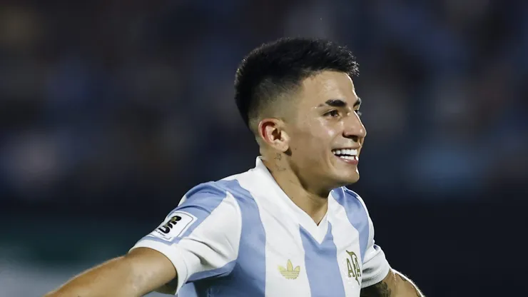 Thiago Almada está na mira do Flamengo.