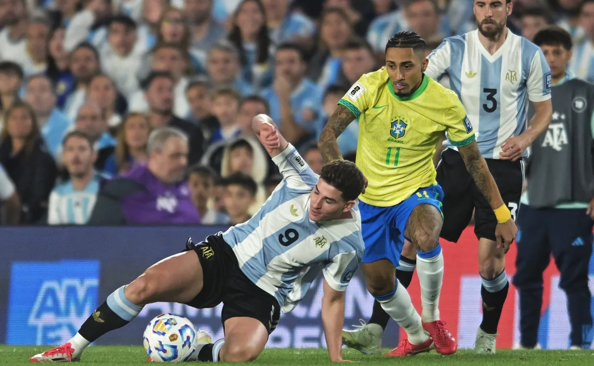 Trajano aposta em vitória do Brasil sobre a Argentina numa possível semifinal de Copa do Mundo: “Encaçapa”