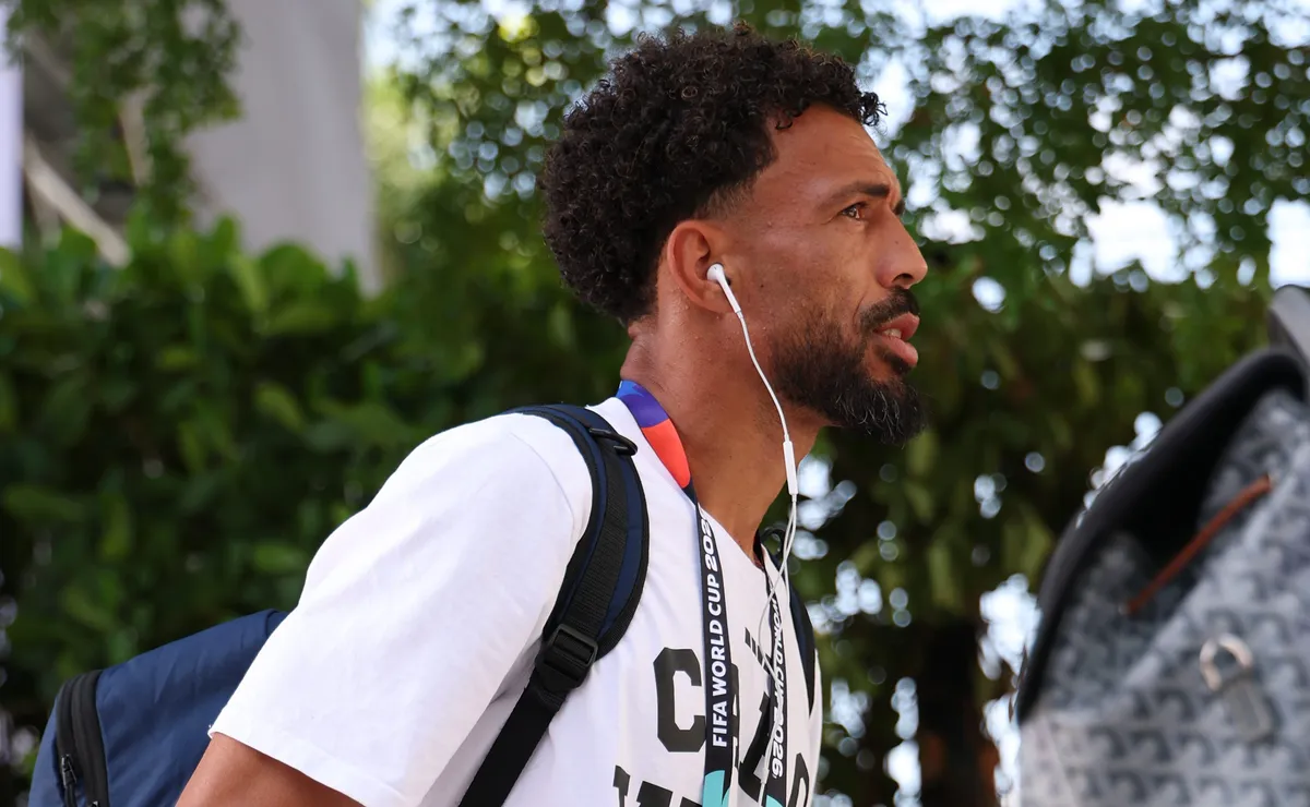 Vozinha recebe homenagem da delegação de Cabo Verde após campanha marcante na Copa do Mundo