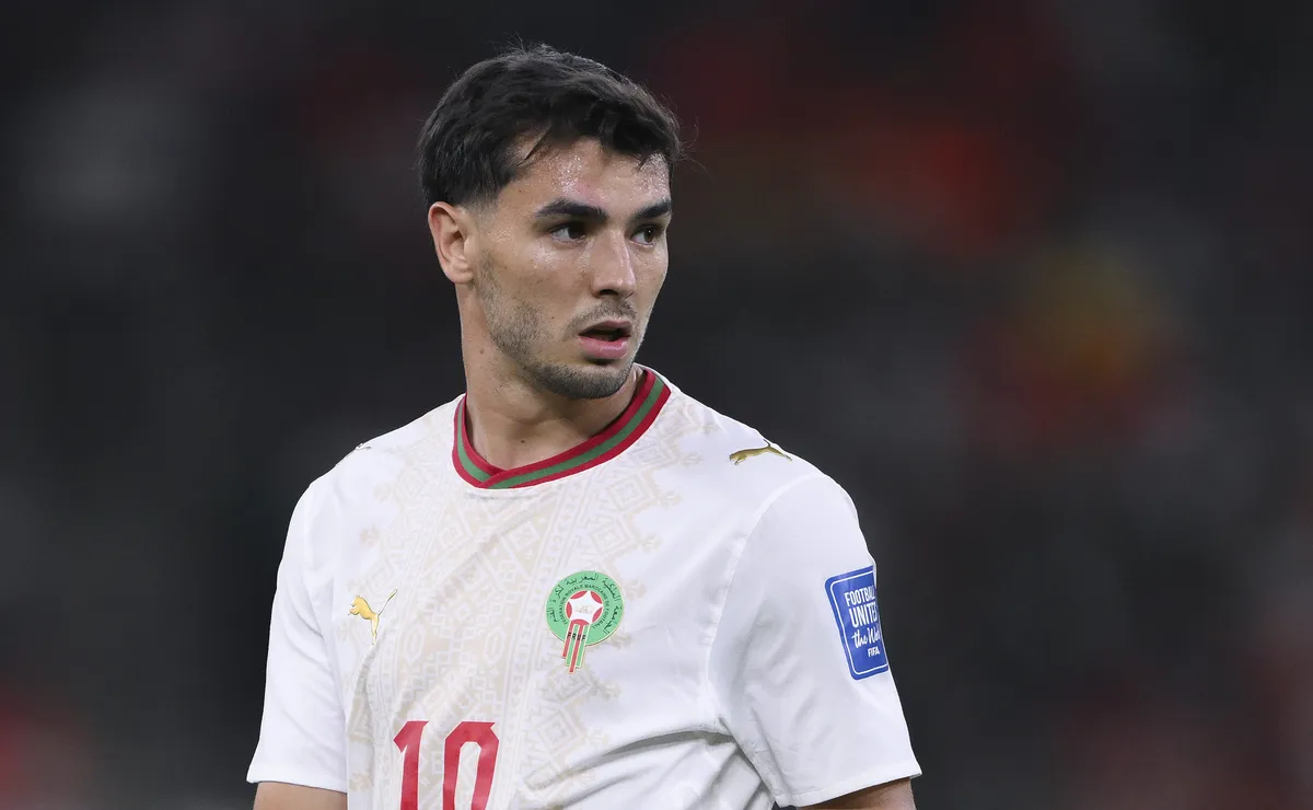 Brahim Díaz, de Marrocos, ganha uma camisa do Flamengo e momento viraliza