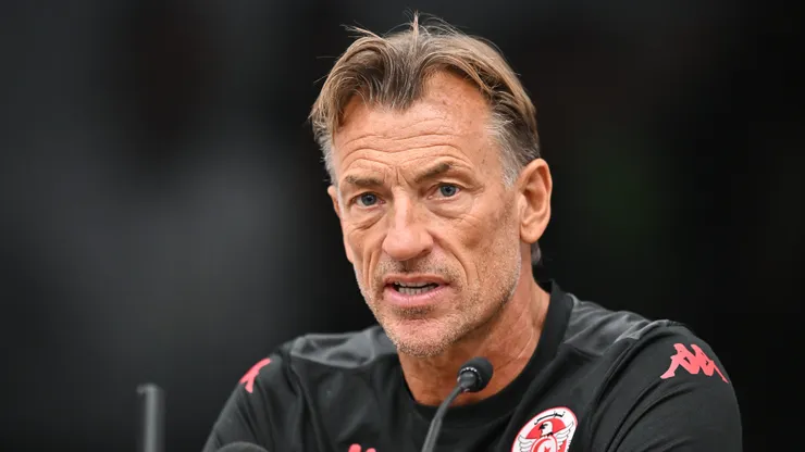 Hervé Renard em coletiva. (Photo by Azael Rodriguez/FIFA via Getty Images)