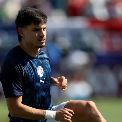 Torcida critica ausência de Bobadilla em Paraguai x França