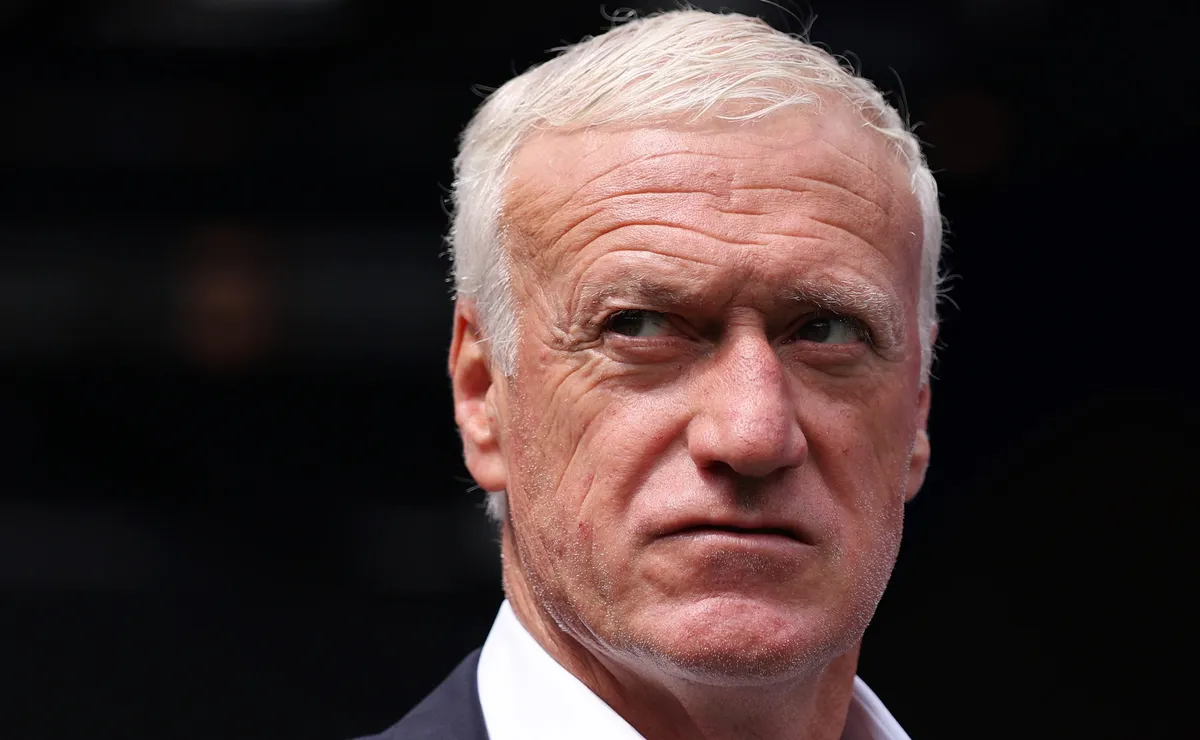 Deschamps não aprova falta de intensidade da França apesar de classificação sobre o Paraguai