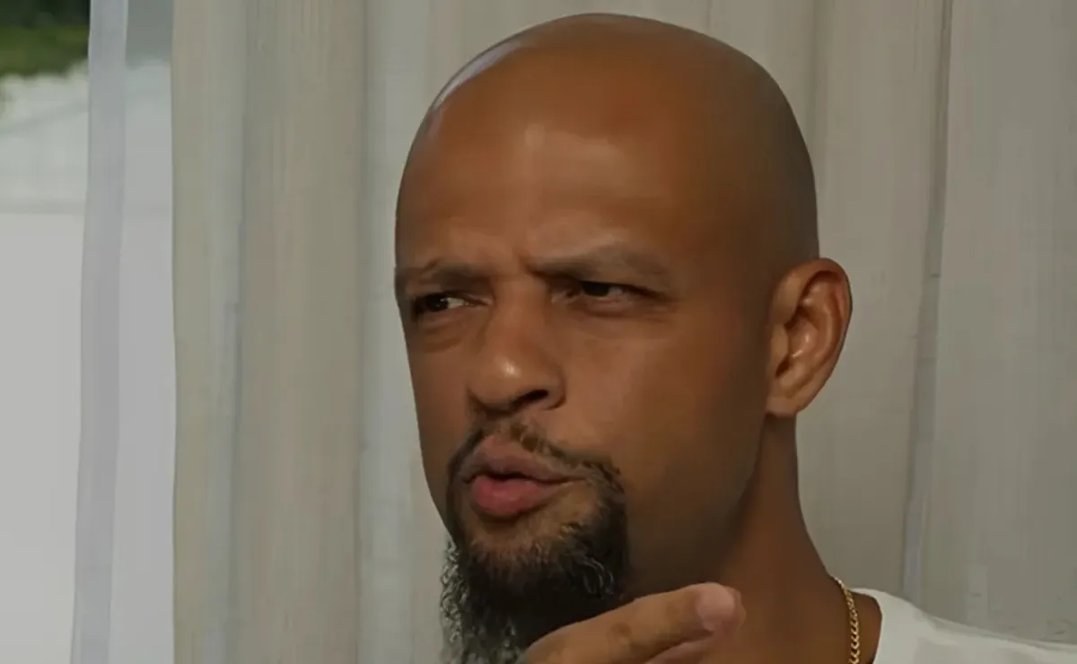 Felipe Melo defende Neymar como titular na Seleção Brasileira contra a Noruega