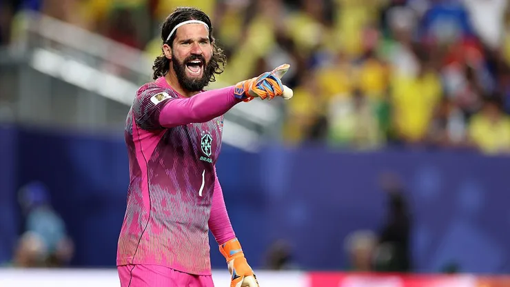 Alisson é titular absoluto na Seleção Brasileira. Foto: Dan Mullan/Getty Images