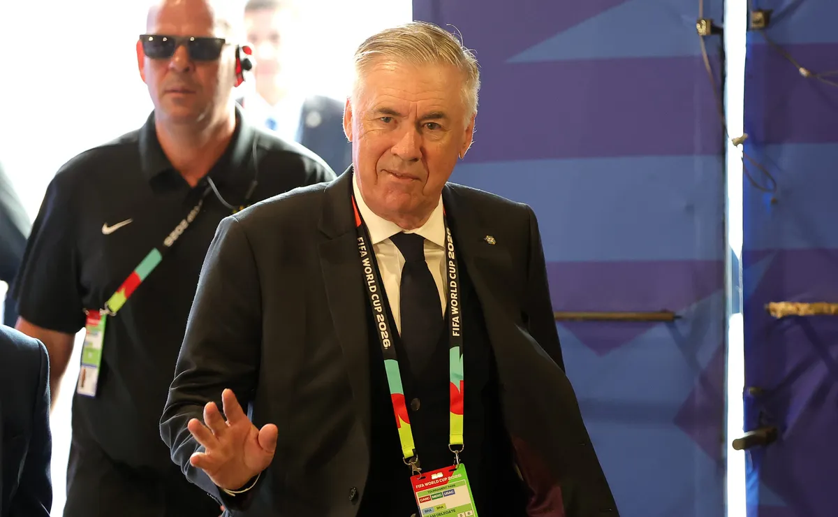 Ancelotti explica a entrada de Martinelli na vaga de Paquetá: “Ele está motivado”