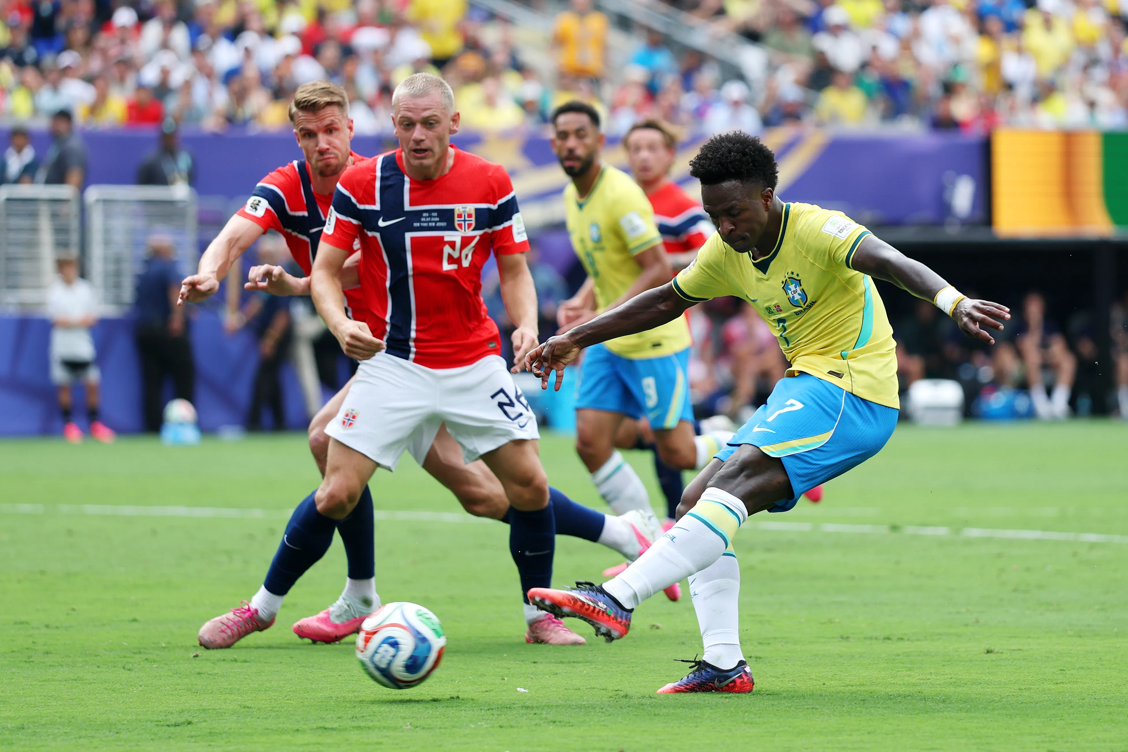 Brasil x Noruega. (Photo by Al Bello/Getty Images)