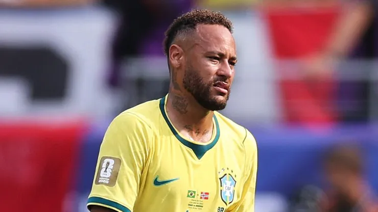 EAST RUTHERFORD, NEW JERSEY - JULY 05: Neymar Jr #10 of Brazil reacts after conceding a first goal to Erling Haaland #9 of Norway during the FIFA World Cup 2026 Round of 16 match between Brazil and Norway at New York New Jersey Stadium on July 05, 2026 in East Rutherford, New Jersey. (Photo by Justin Setterfield/Getty Images)
