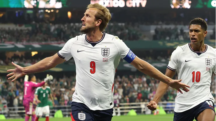 MEXICO CITY, MEXICO - JULY 05: Harry Kane #9 of England celebrates after scoring his team’s third goal during the FIFA World Cup 2026 Round of 16 match between Mexico and England at Mexico City Stadium on July 05, 2026 in Mexico City, Mexico. (Photo by Charlotte Wilson/Getty Images)