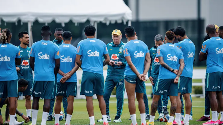 Enquanto a Seleção Brasileira passa vergonha, clubes brasileiros estão cada vez mais ricos. Foto: Photo: Marcelo Machado de Melo Fotoarena/Imago