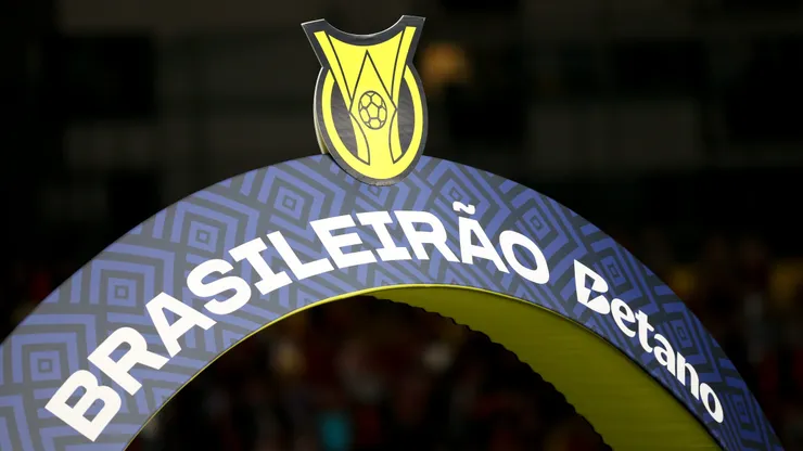 Logo do Brasileirao antes da partida entre Sport e Palmeiras na Ilha do Retiro. Foto: Marlon Costa/AGIF