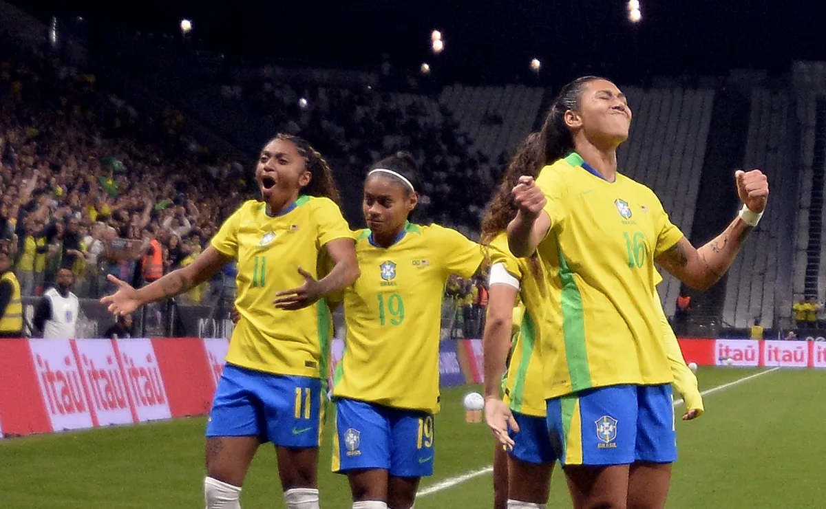 Brasil volta atenções para o Mundial Feminino após eliminação da Seleção Masculina