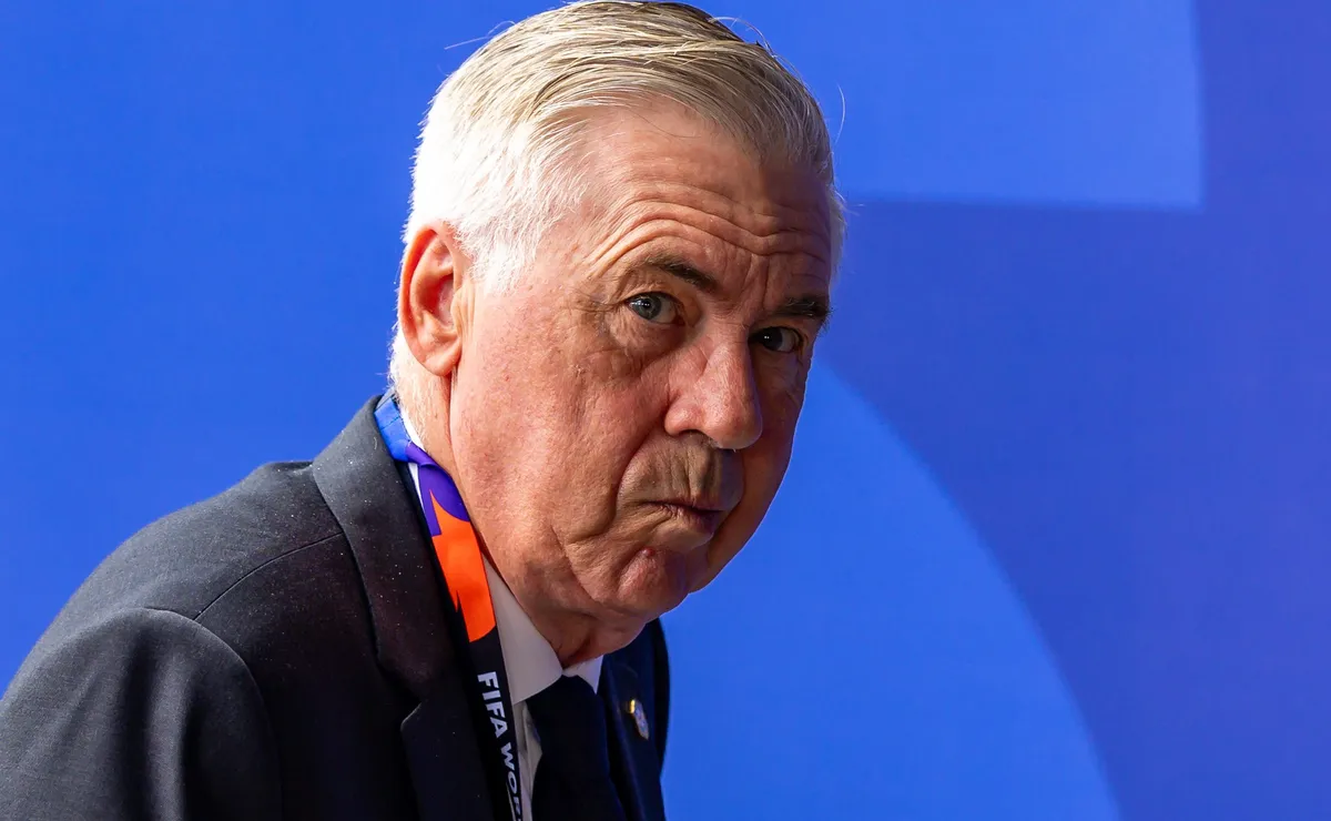 Ancelotti decide não voltar ao Brasil após eliminação da Seleção Brasileira da Copa do Mundo