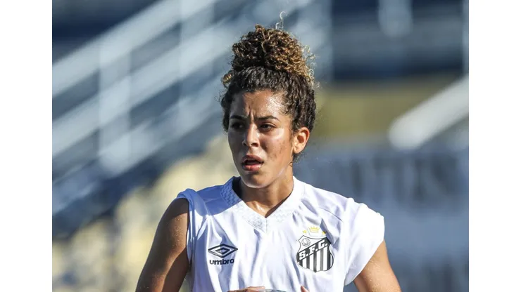 Leandra, jogadora santista. Foto: Reinaldo Campos/Santos