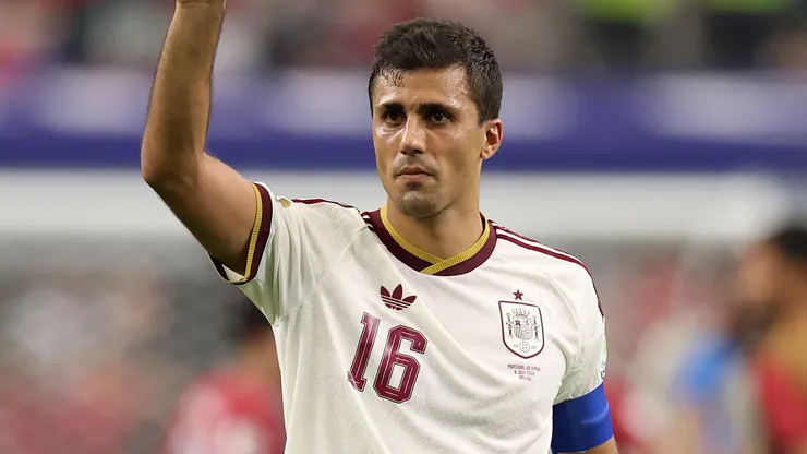 Rodri em ação pela Espanha na Copa do Mundo