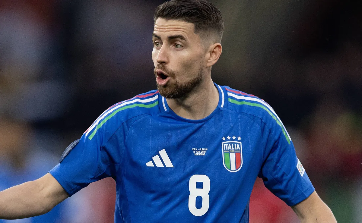 Jorginho lamenta não jogar mais uma Copa do Mundo e momento ruim da Itália: “Está meio marcado para mim”